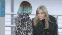 [메인포토] 소녀시대 효연-태연, 아침부터 즐거운 장난‘’