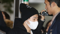 [메인포토] 인피니트 성규, ‘이른 아침 피곤해 눈감고 걸어요’