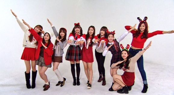 사진='주간아이돌' SNS