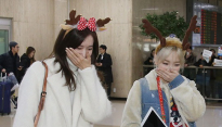 [메인포토] 소녀시대 윤아-태연, ‘수많은 카메라에 깜짝!’