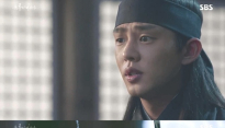 ‘육룡이 나르샤’ 유아인, 긴장감 폭발시킨 ‘결정’적 한방