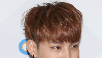[메인포토] 포즈 취하는 갓세븐 JB