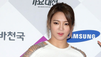 [메인포토] 소녀시대 효연, ‘밀착 원피스로 드러난 몸매’