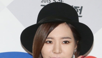 [메인포토] 소녀시대 써니의 예쁜 꽃 받침