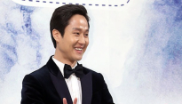 [메인포토] 정우, ‘수줍은 쌍 브이!’