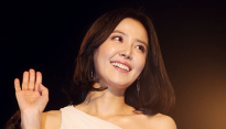 [메인포토] 신동미, ‘부끄러운 인사’