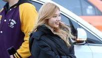 [메인포토] 트와이스 사나, ‘날씨가 추워요!’