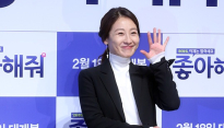 [메인포토] 이미연, ‘여신의 손인사’