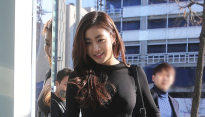 [메인포토] 강소라, ‘등장만으로 시선 훔치는 강렬한 몸매’