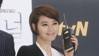 [메인포토] 김혜수, ‘무전기는 거들뿐!’