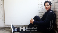 [메인포토] 포즈 취하는  ‘임시완’