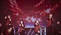 [메인리뷰] 에프엑스, ‘7년의 기다림’ 녹인 ‘150분의 감동’
