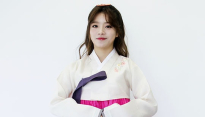 [메인포토] 벤, ‘한복 입으니 더 어려워보이죠?’