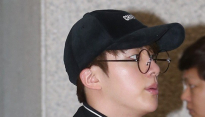 [메인포토] 방탄소년단 진, ‘촉촉한 입술’