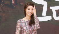[메인포토] 윤소이, ‘수줍게 머리 쓸어 넘기며’