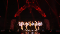 [메인리뷰] 세븐틴, 13명 소년들의 열정이 만든 ‘청량 에너지’