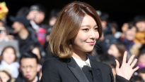 [메인포토] 소녀시대 수영, ‘손 인사와 잘 어울리는 미소’