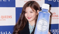 [메인포토] 김유정, '이렇게 예쁜 사인해드려요'