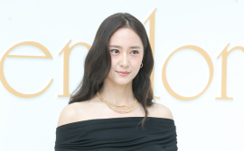 크리스탈, '수정처럼 빛나는 미모'