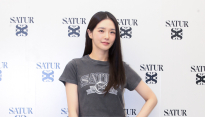 [포토] 박규영, '초미니 티셔츠에 오버핏 버뮤다 팬츠'