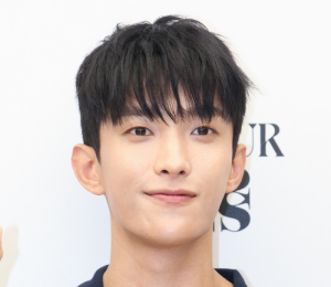 세븐틴 도겸, '햇살이 비치는 미소'