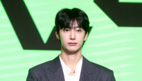 [포토] 몬스타엑스 형원, '손가락도 잘생김'