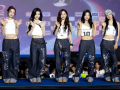 있지, '진리의 청바지에 흰티'