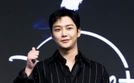 로운, 보면 절로 엄지척