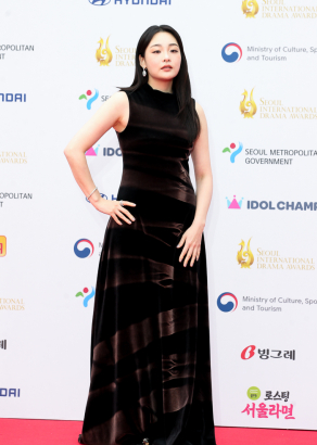 김민하, 은은하게 발산하는 럭셔리