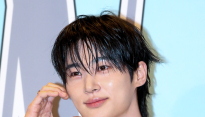 [포토] 변우석, 핑크 리본 착용한 개념남